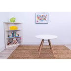 Ensemble table et 2 chaises modernes pour enfants avec pieds en hêtre rose - Gift Mark : Table ronde pour tout-petits, structure en plastique, 3 ans et +