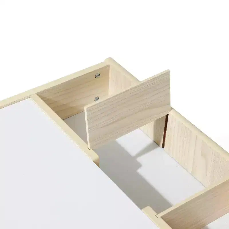 Table et 2 chaises pour enfants LuxenHome avec tableau à dessin et d'activités - Marron