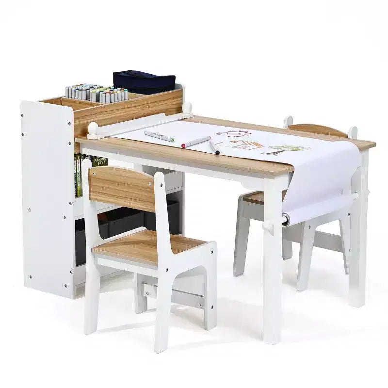 Ensemble table et chaises pour enfants LuxenHome avec support de rouleau de papier, table d'activités en bois pour tout-petits avec bacs de rangement et étagère à livres, 3-6 ans, marron