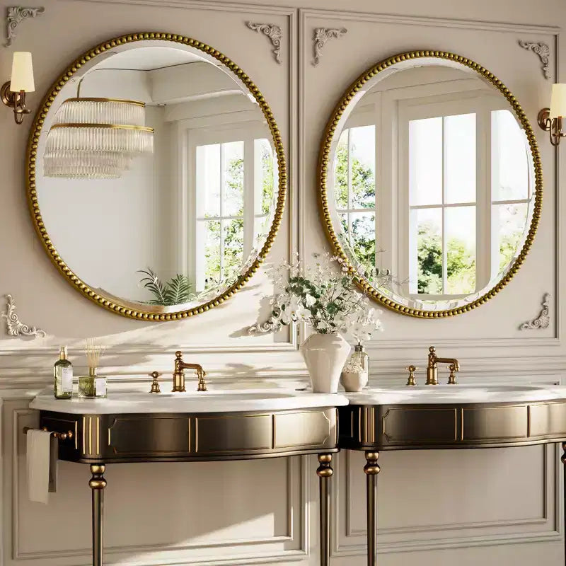 Miroir mural rond décoratif avec cadre en résine, idéal pour salle de bain ou coiffeuse