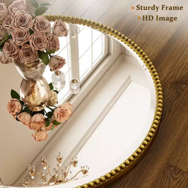Miroir mural rond décoratif avec cadre en résine, idéal pour salle de bain ou coiffeuse
