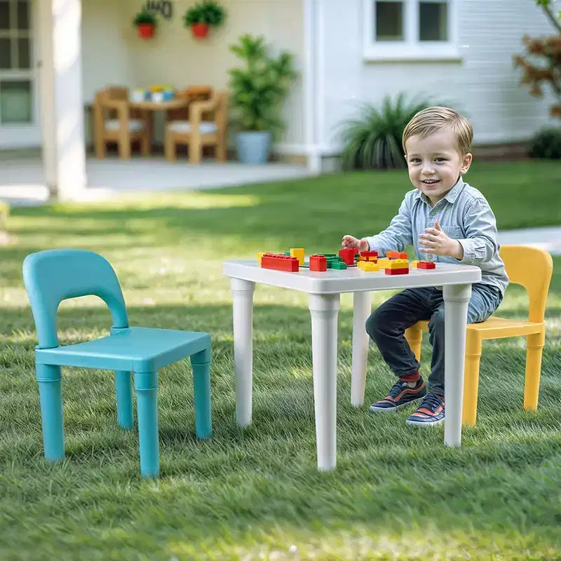 Ensemble table et 2 chaises Dolu pour enfants, mobilier de jeu en plastique taille bambin pour les 2 ans et plus