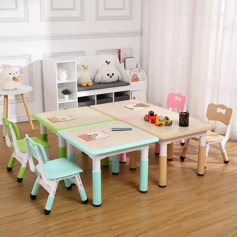 Table et 4 chaises pour enfants, bureau d'activités artistiques et manuelles réglable en hauteur pour les 2-10 ans, pieds antidérapants, charge maximale de 136 kg pour salles de classe, garderies, maison