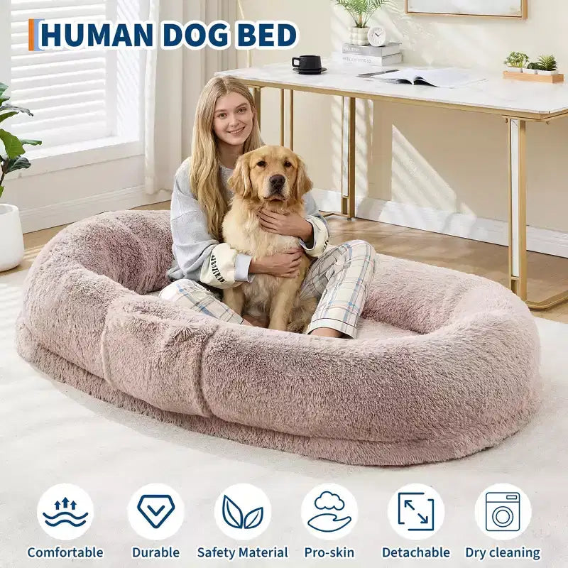 Lit pour chien humain 65 x 41 x 12, grand lit pouf en fausse fourrure avec poignée, housse amovible, poche latérale et mousse orthopédique alvéolée (marron)