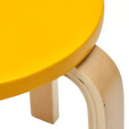 Ensemble table et tabourets ronds en bois courbé ECR4Kids, mobilier pour enfants, 5 pièces