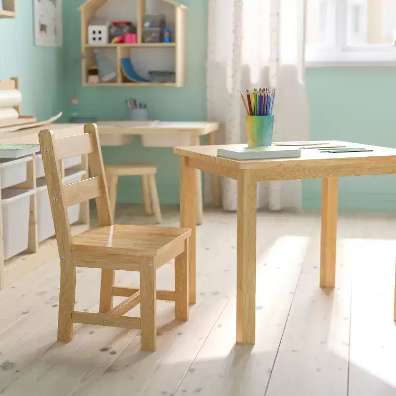 Emma and Oliver – Ensemble table et 2 chaises en bois massif pour salle de jeux ou cuisine