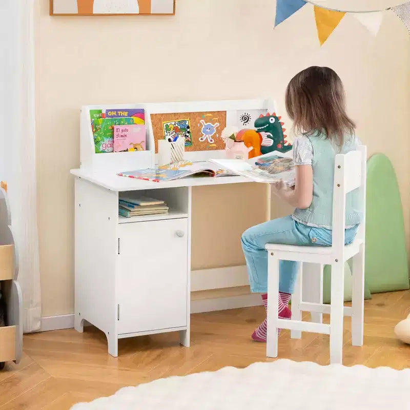 Bureau d'étude pour enfants Costway avec chaise, tableau blanc, marqueur, étagère, armoire de rangement violet/blanc
