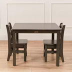 Table carrée en bois dur 76 x 76 cm et deux chaises 30 cm ECR4Kids, 3 pièces