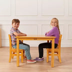 Table carrée en bois dur 76 x 76 cm et deux chaises 30 cm ECR4Kids, 3 pièces