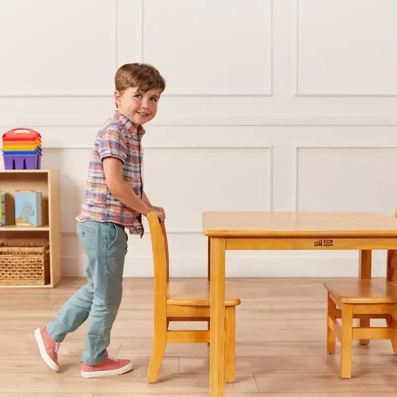 Table carrée en bois dur 76 x 76 cm et deux chaises 30 cm ECR4Kids, 3 pièces
